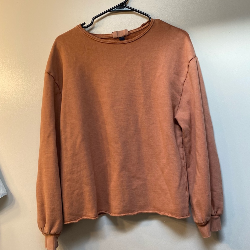 Universal Thread Top